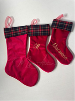 Carica l'immagine nel visualizzatore Galleria, Calza natalizia con personalizzazione ricamo