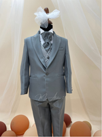 Carica l'immagine nel visualizzatore Galleria, Completo cerimonia bambino collo a lancia grigio con gilet e cravattino motivo Tg.4anni