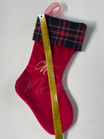 Carica l'immagine nel visualizzatore Galleria, Calza natalizia con personalizzazione ricamo