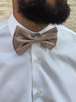 Carica l'immagine nel visualizzatore Galleria, Pantalone Classico Uomo con Papillon in Raso Tortora