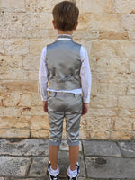 Carica l'immagine nel visualizzatore Galleria, Set Bimbo in Raso Verde Salvia Gilet Doppio Petto e Pantaloncino