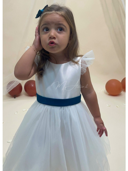 Vestito elegante cerimonia in raso bianco con cinta e fiocco verde smeraldo