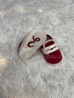 Carica l&#39;immagine nel visualizzatore Galleria, Scarpine neonato velluto rosso con personalizzazione lettera
