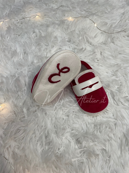 Scarpine neonato velluto rosso con personalizzazione lettera