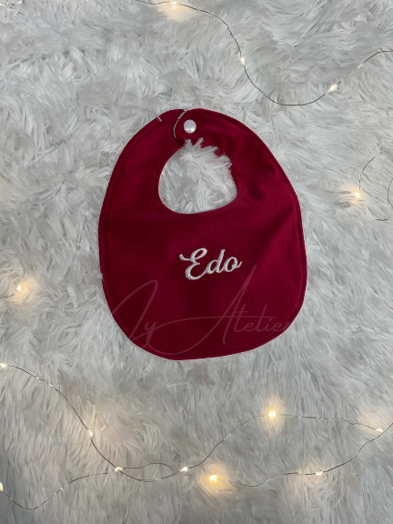 Bavetta neonato velluto rosso con personalizzazione nome