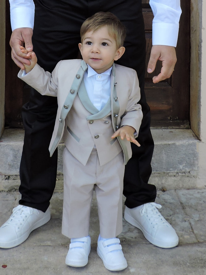 Completo Tortora con Profili in Raso Verde Salvia