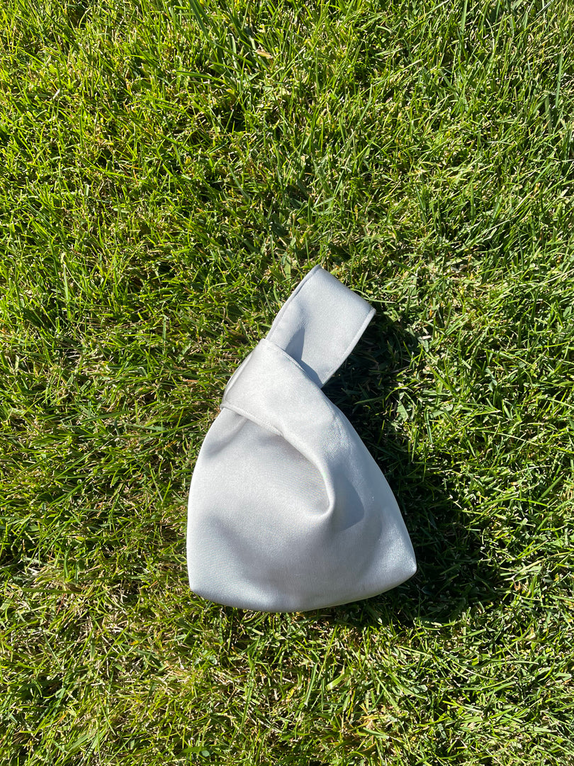 Knot Bag Donna da Polso in Raso Verde Salvia